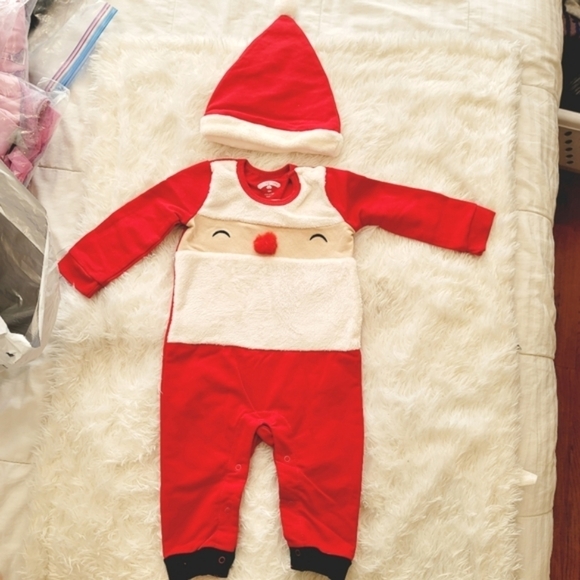 ♥️5 For $25 NEW Holiday baby cozy Santa Romper size 12M - Picture 3 of 11